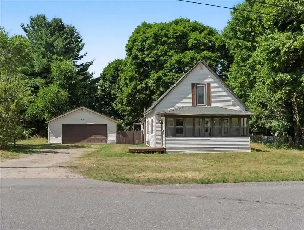 924 Second Street, Boyne City