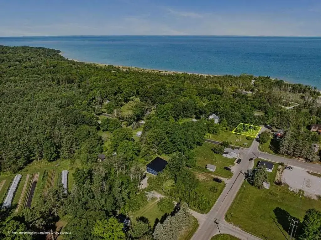 Tbd North Lot Bluff Terrace, Harbor Springs