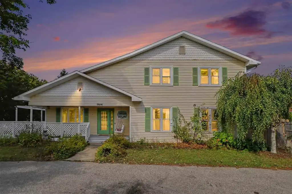 6141 Old 31 S Road, Charlevoix