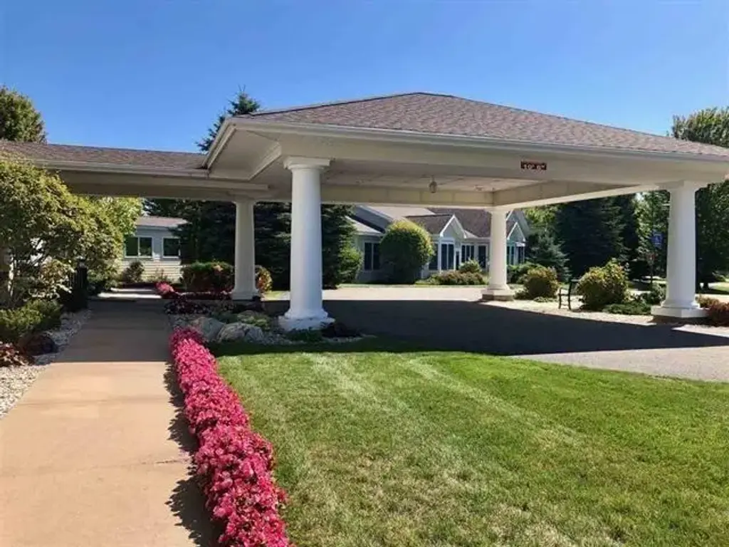 4143 Village Circle, Harbor Springs