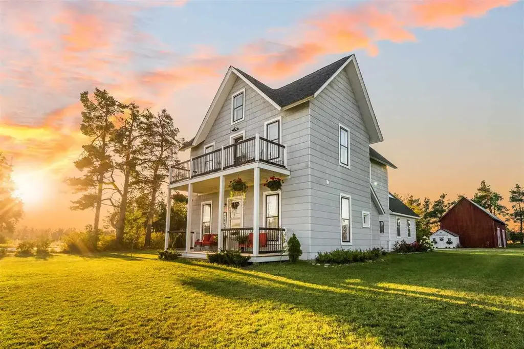 7972 W M-32, Elmira