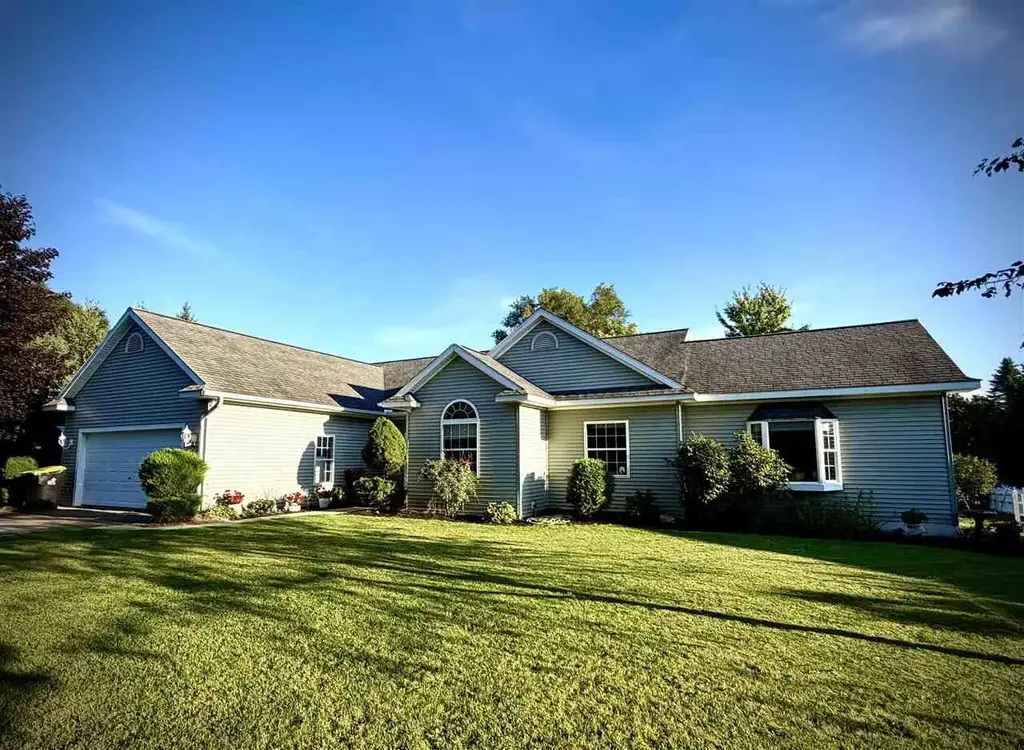7443 Meadow Lane, Bellaire