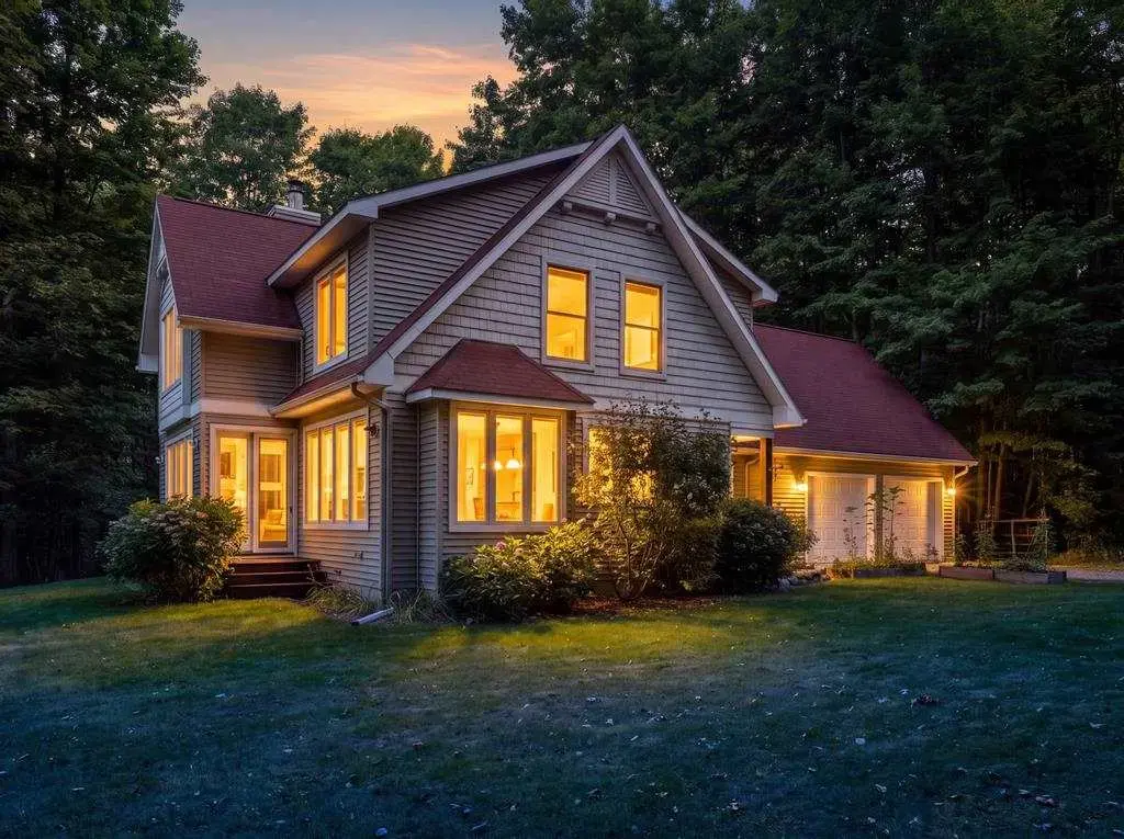 10567 Bay Ridge Estates Drive, Ellsworth