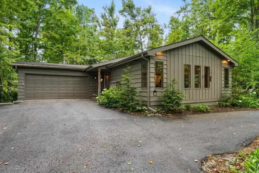 415 Winfield, Harbor Springs