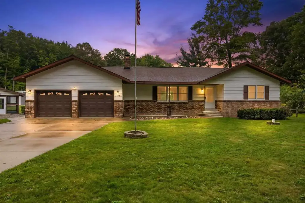 5182 E Shore Dr Ne Drive, Kalkaska