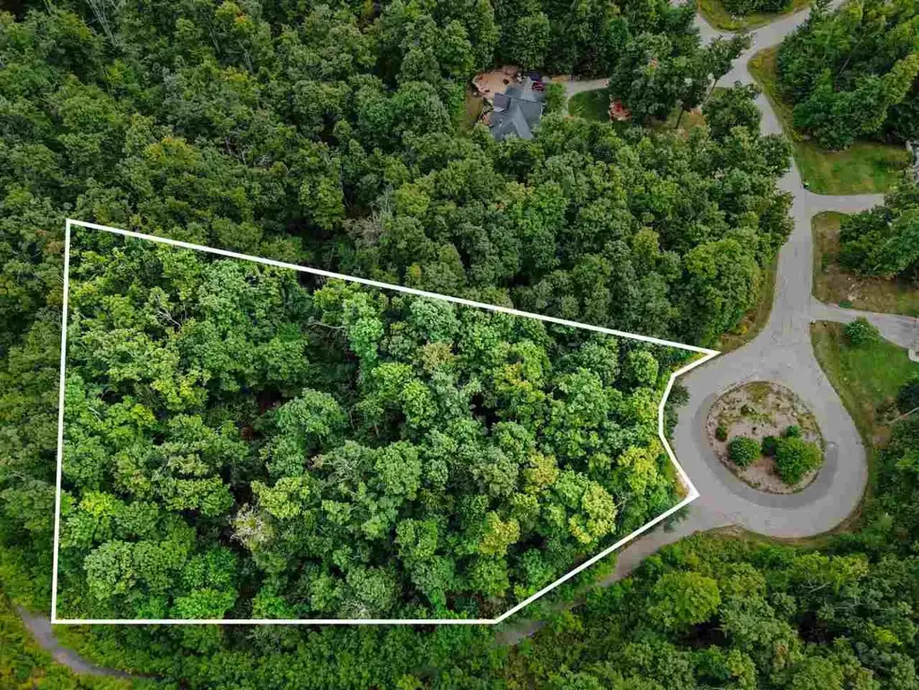 0000 Chapel Hill Drive 31, Petoskey