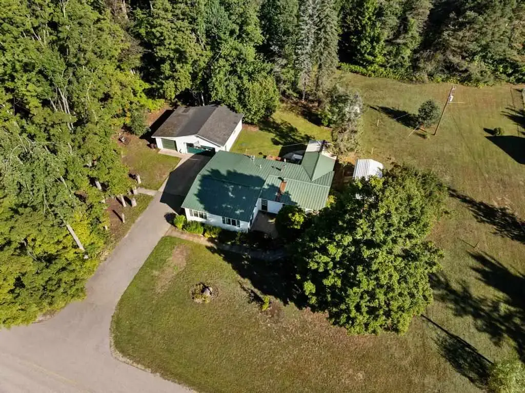 486 Catob Road, Harbor Springs