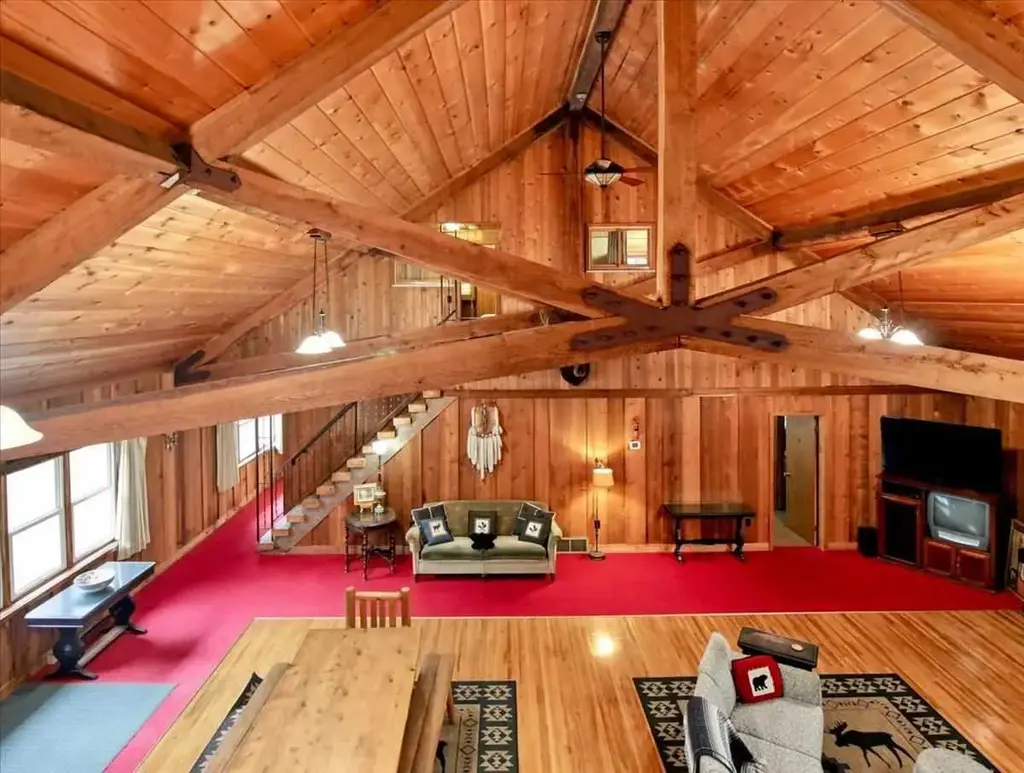 2790 Springvale Rd, Walloon Lake