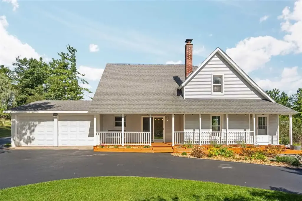 4773 N Us 131 Highway, Boyne Falls