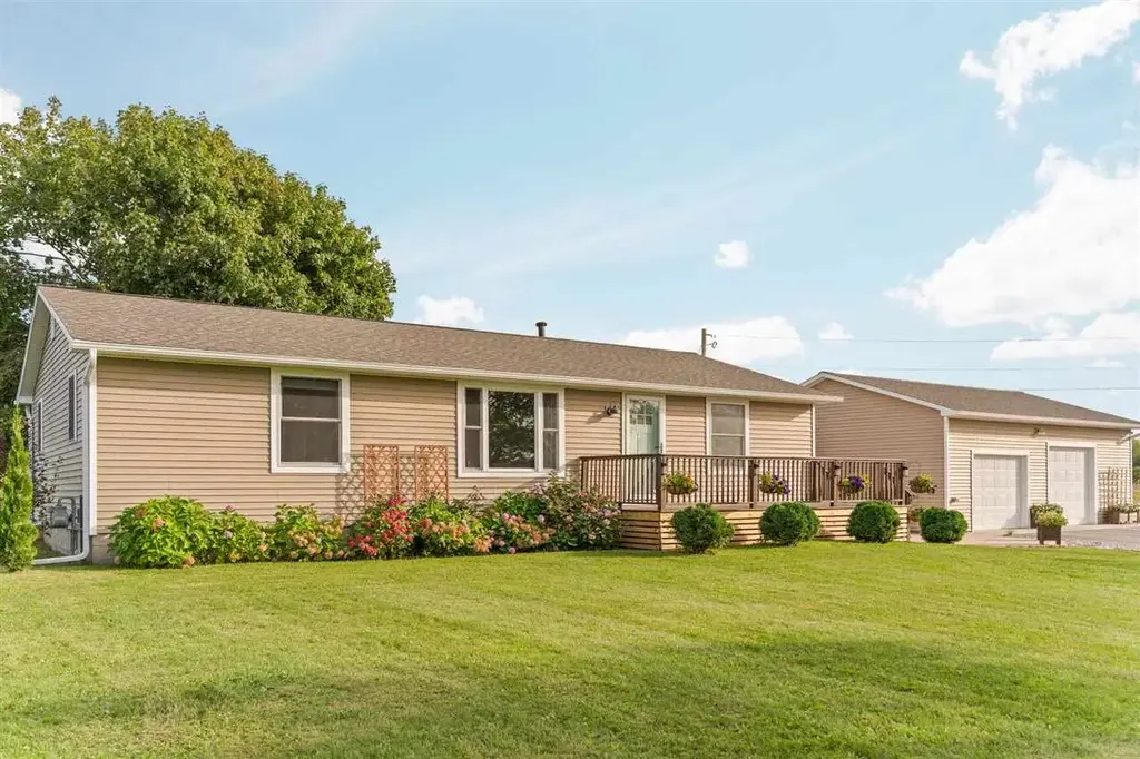 6294 S Old 31 Road, Charlevoix