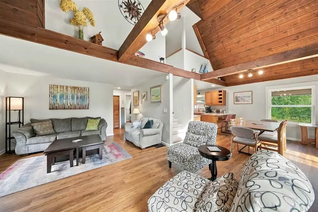 13879 Phelps Road, Charlevoix