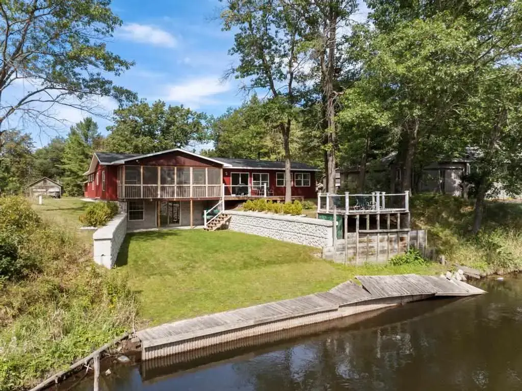 6557 Barbara Avenue, Indian River