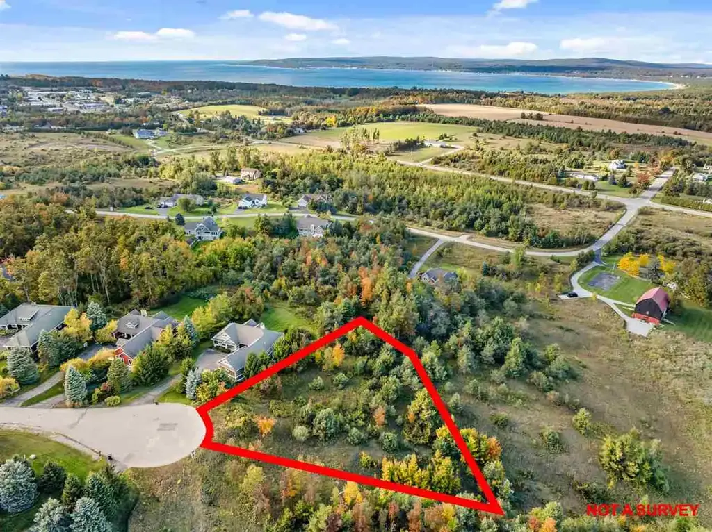 723 Harbor View Lane, Petoskey
