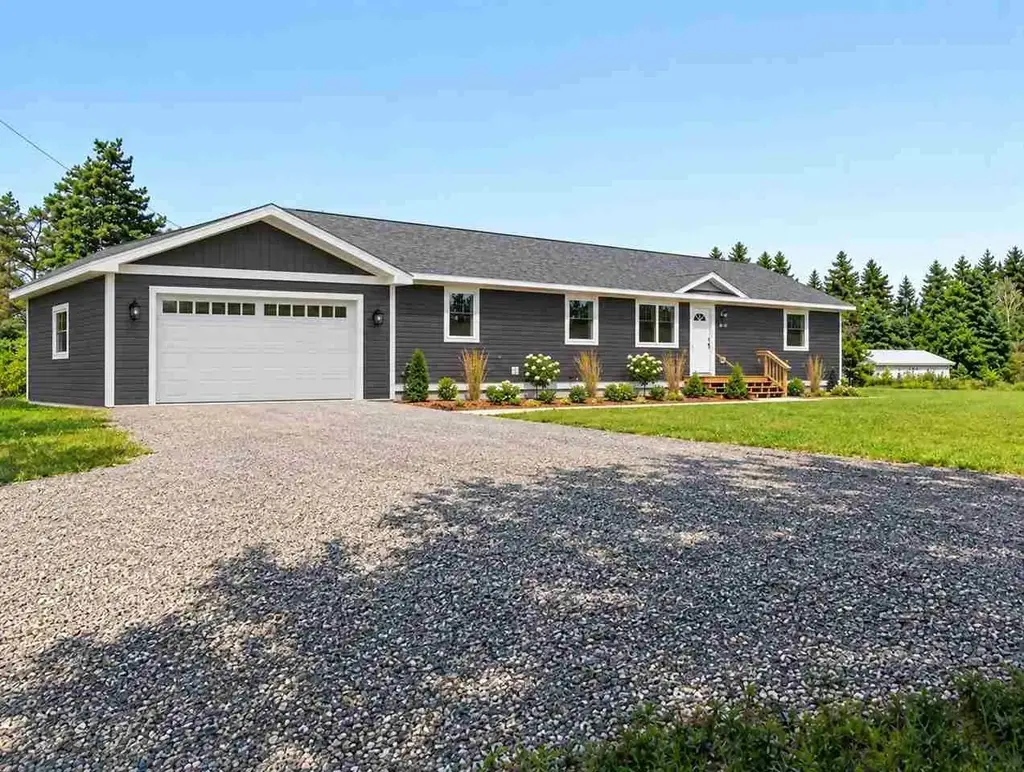 2428 Intertown, Petoskey