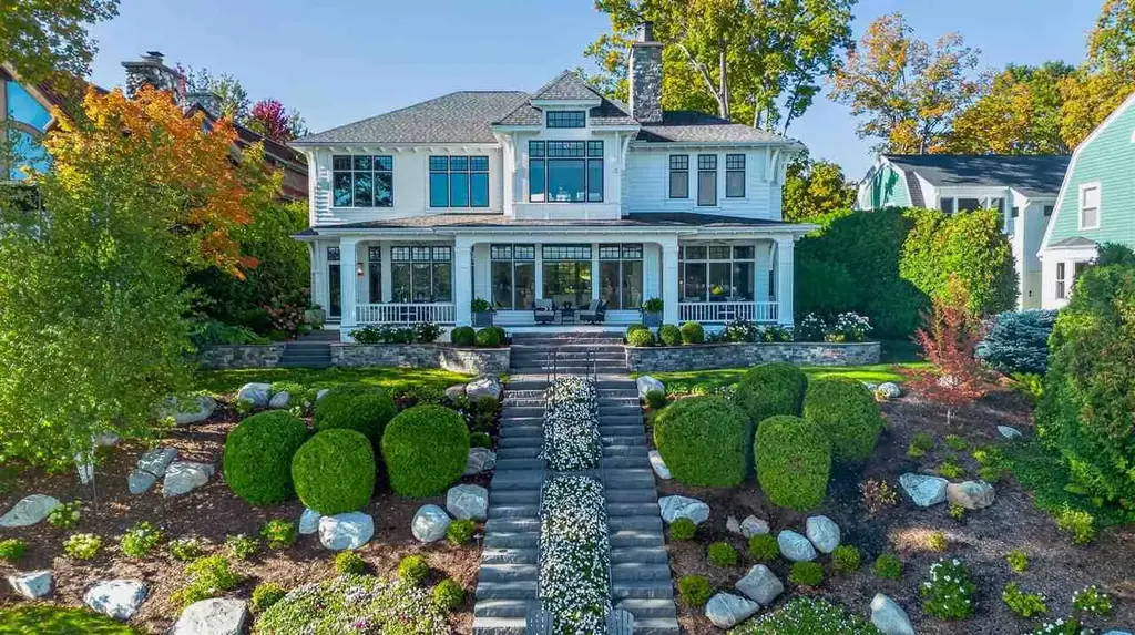 1183 South Shore Drive, Boyne City