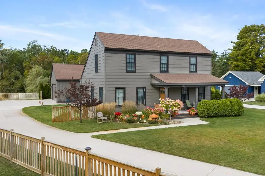 1021 Woodridge, Petoskey