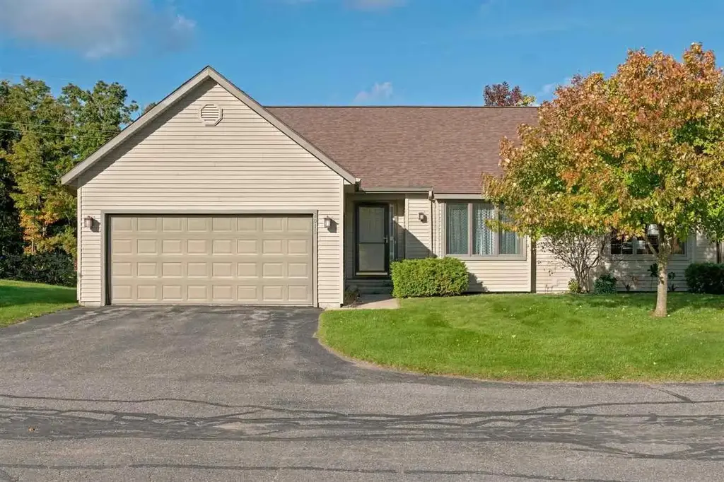 2015 Woods Lane 46, Petoskey