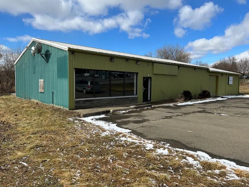 2477 Elmira St, Sayre