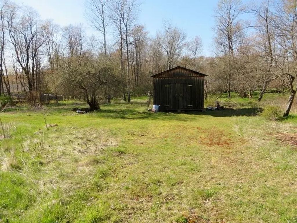 Old Bernice Road, Mildred