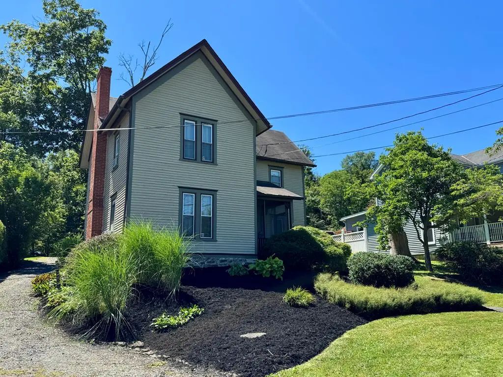 72 East Avenue, Wellsboro