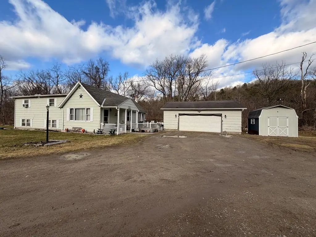 10329 Route 6, Wellsboro