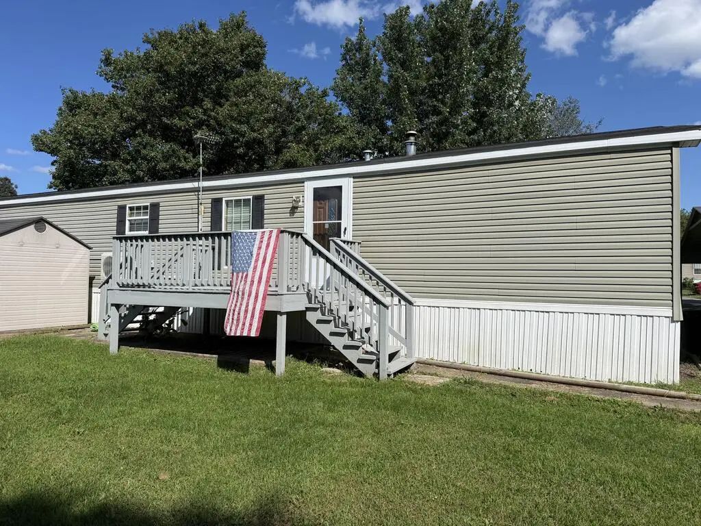 109 Somers Lane, Lawrenceville