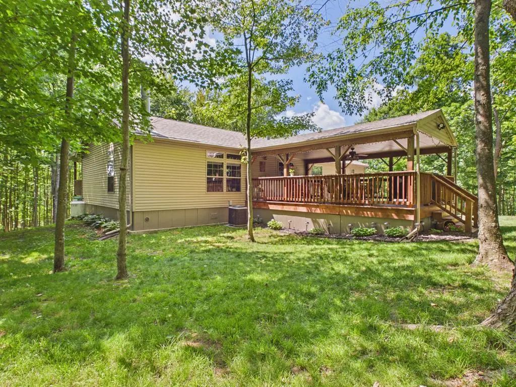 94 Davey Road, Roaring Branch