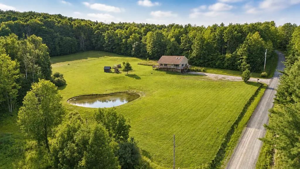 859 West Branch Road, Millerton