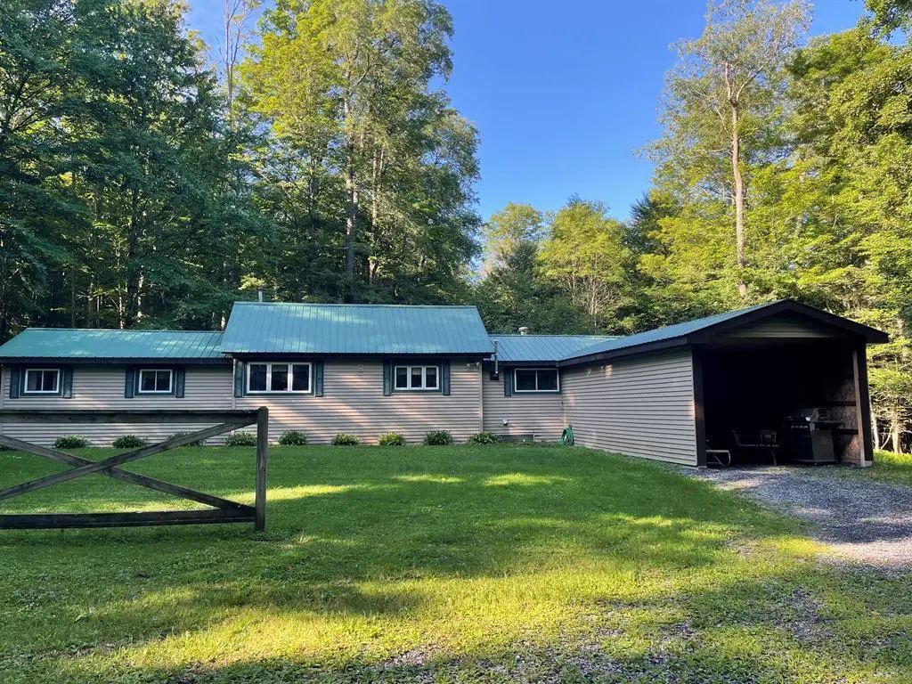 1698 Summit Road, Coudersport