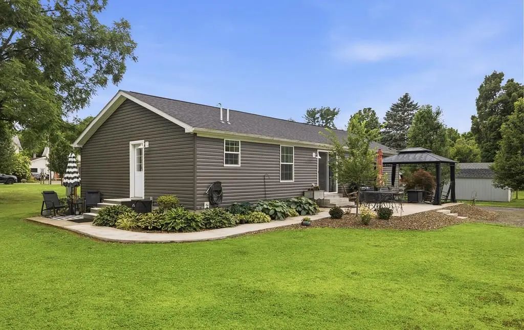 14 Summit Street, Tioga