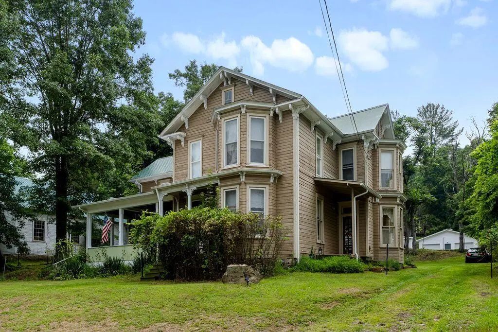 7227 3rd Street, Driftwood