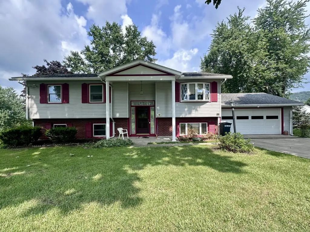 508 Hillcrest, Towanda