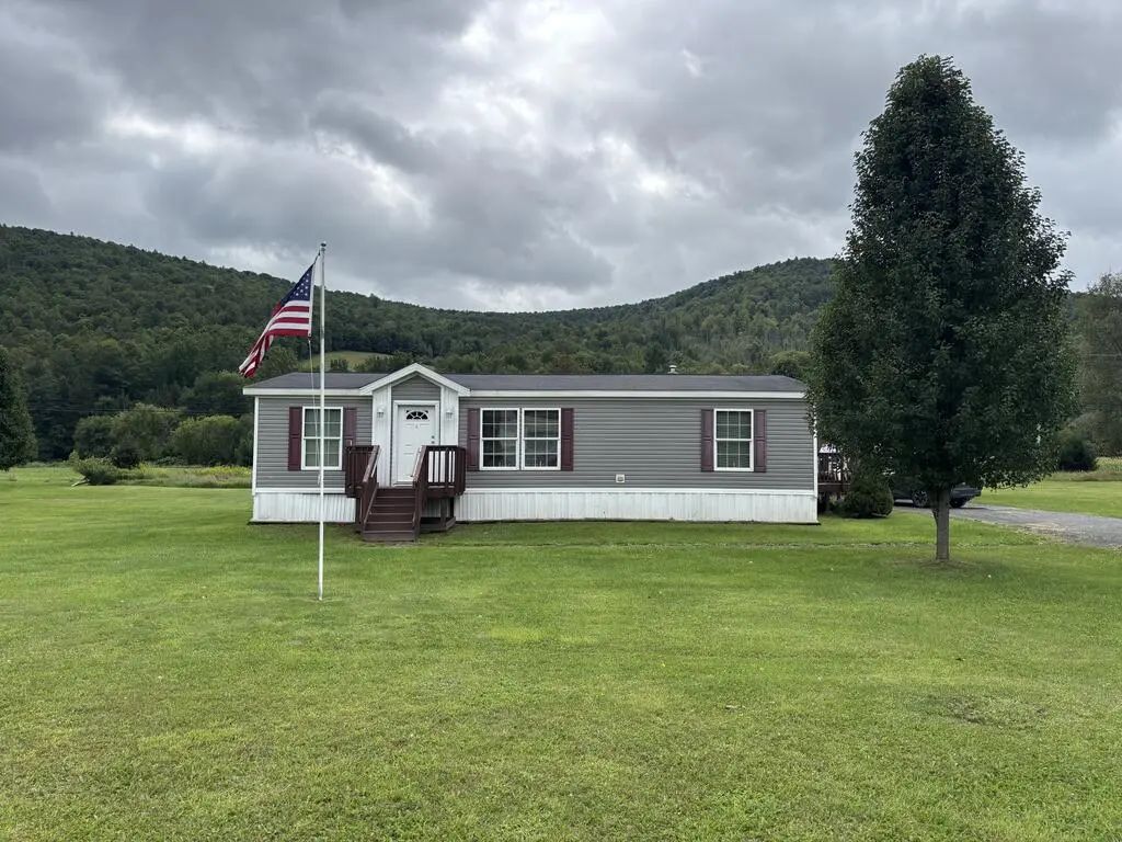 2704 Route 49, Westfield