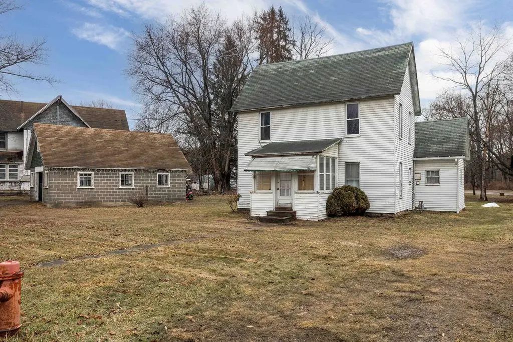 362 Main Street, Genesee