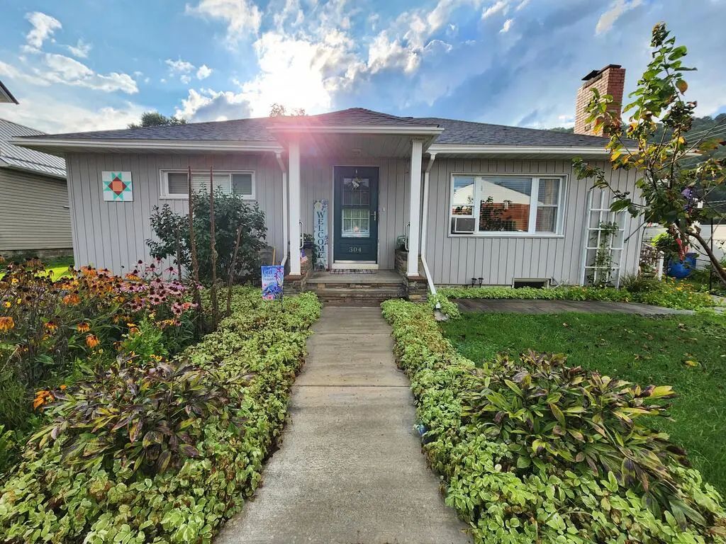 304 S West, Coudersport