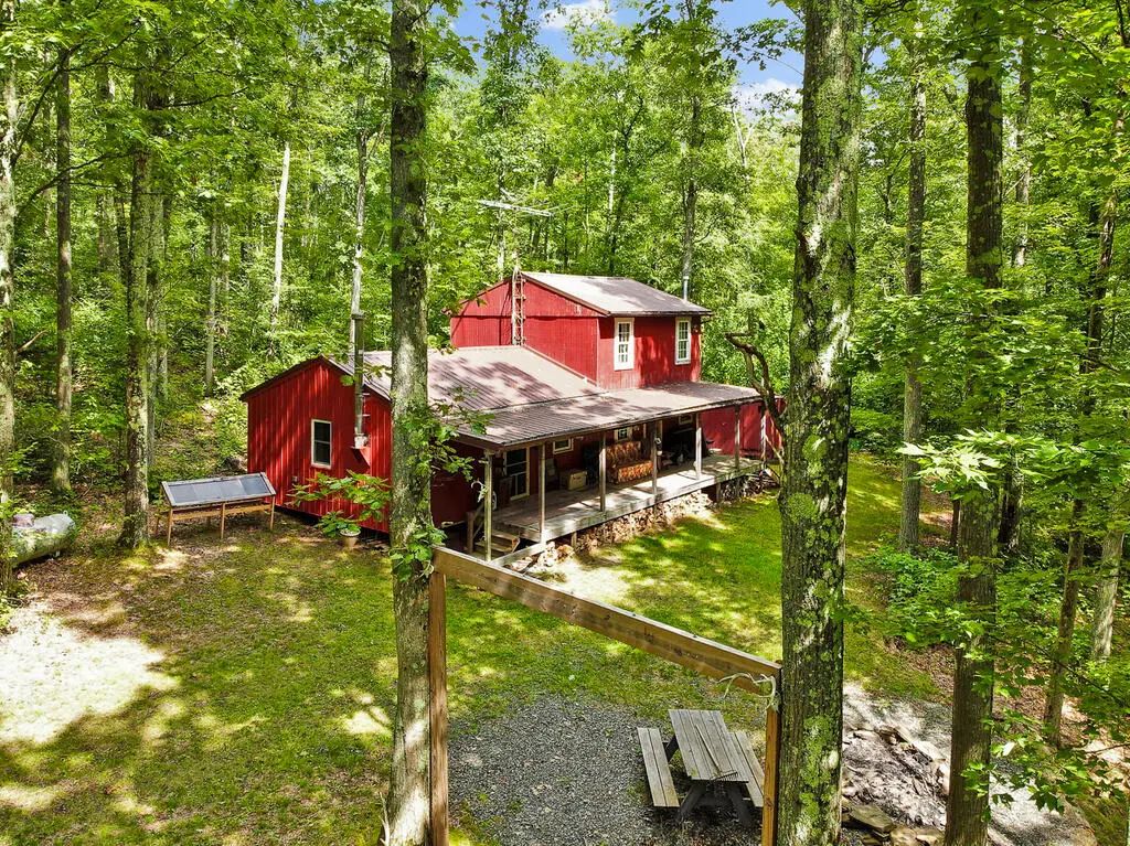 1013 Mount Tom Lane, Wellsboro