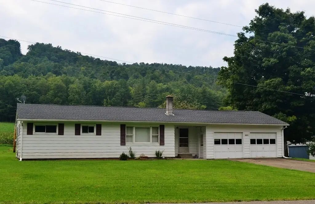19317 Rt 187, Towanda