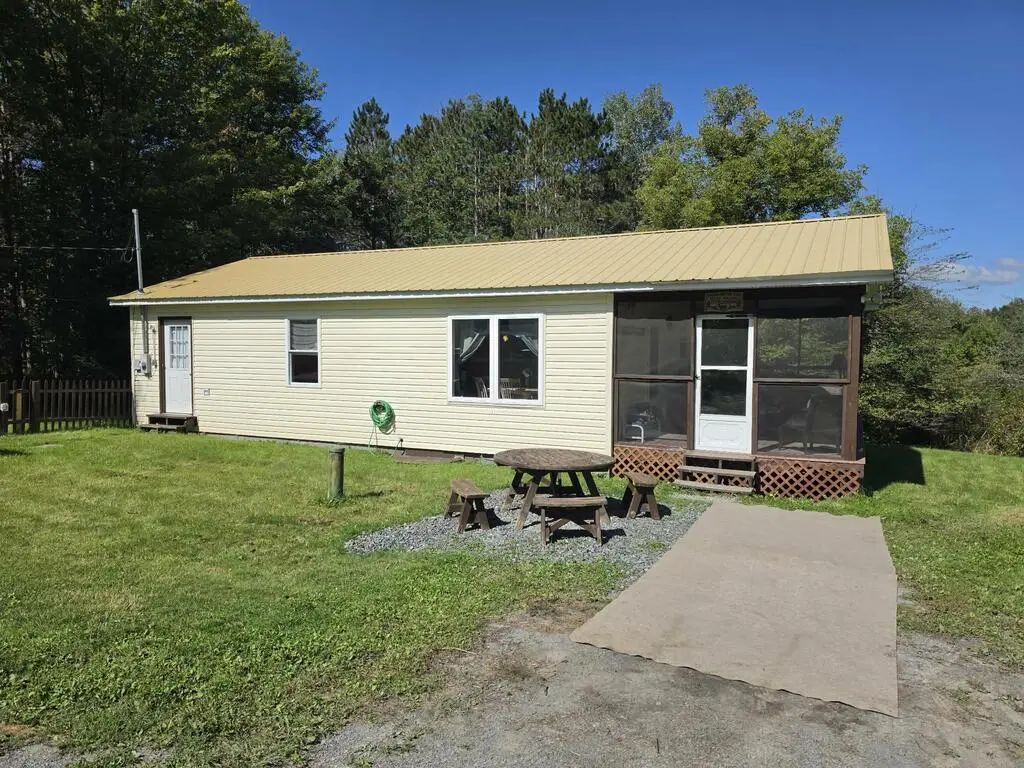 99 Ruth Lane, Wellsboro