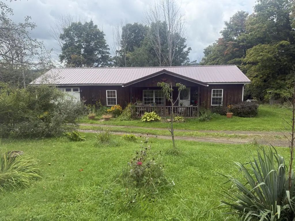365 Ladd Road, Westfield