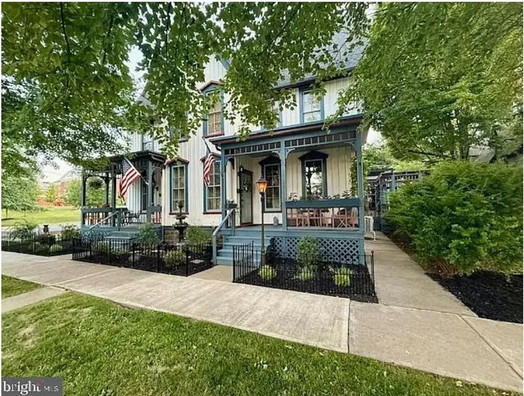 28-30 Central Ave, Wellsboro