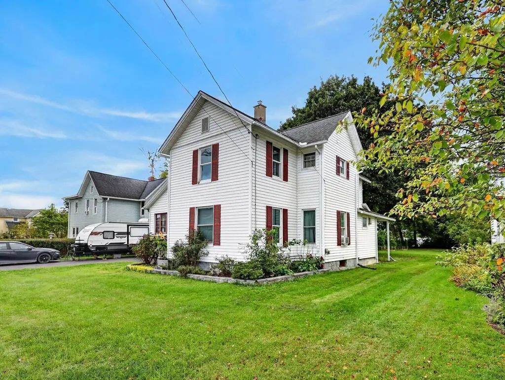 406 South Keystone Ave., Sayre