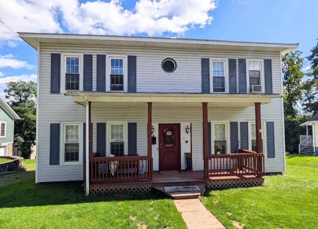 7 Hastings Street, Wellsboro