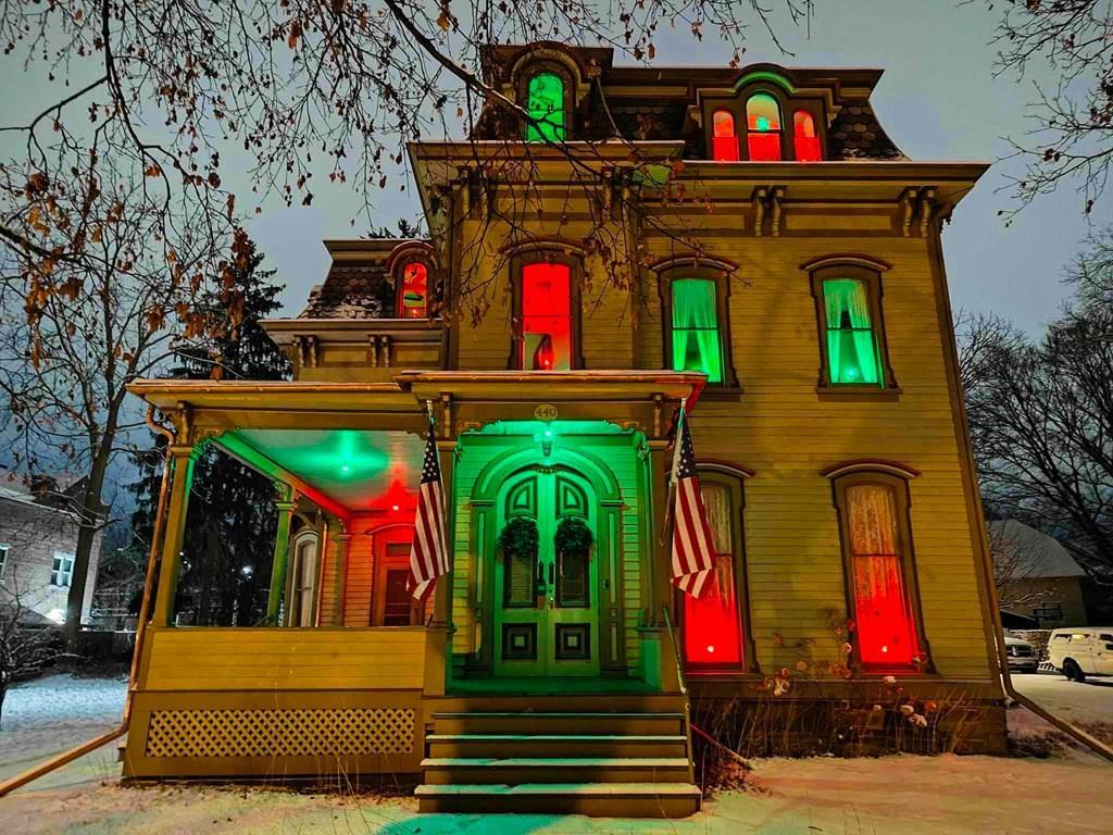 440 Park Ave, Waverly