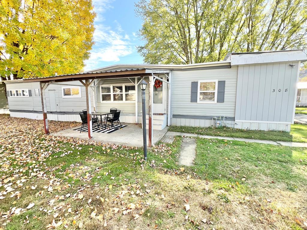 308 Emerald Isle, Smethport