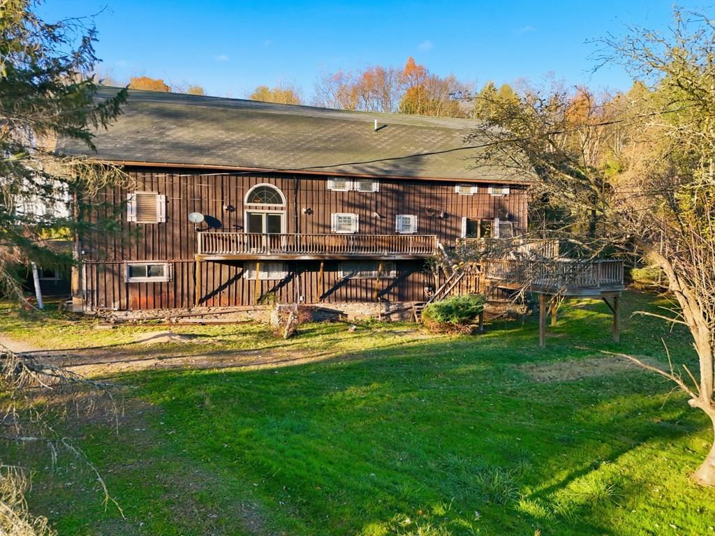 39 Petrucci Dr, Troy