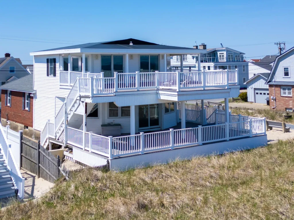 103 Ocean Drive, Seabrook
