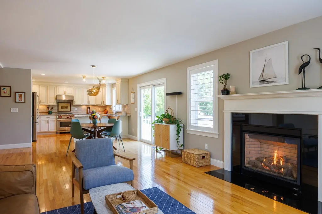 25 Schooner Drive, Dover