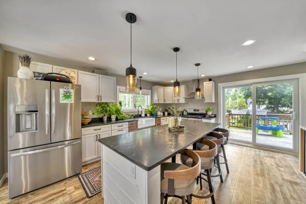 86 Chestnut Street, Claremont