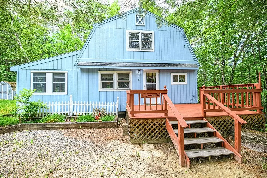 19 Boulder Pass, Hillsborough