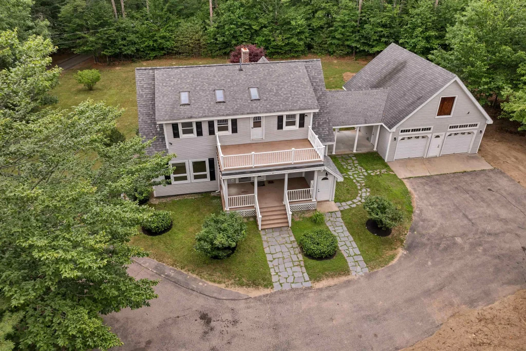 209 Green Mountain Road, Effingham